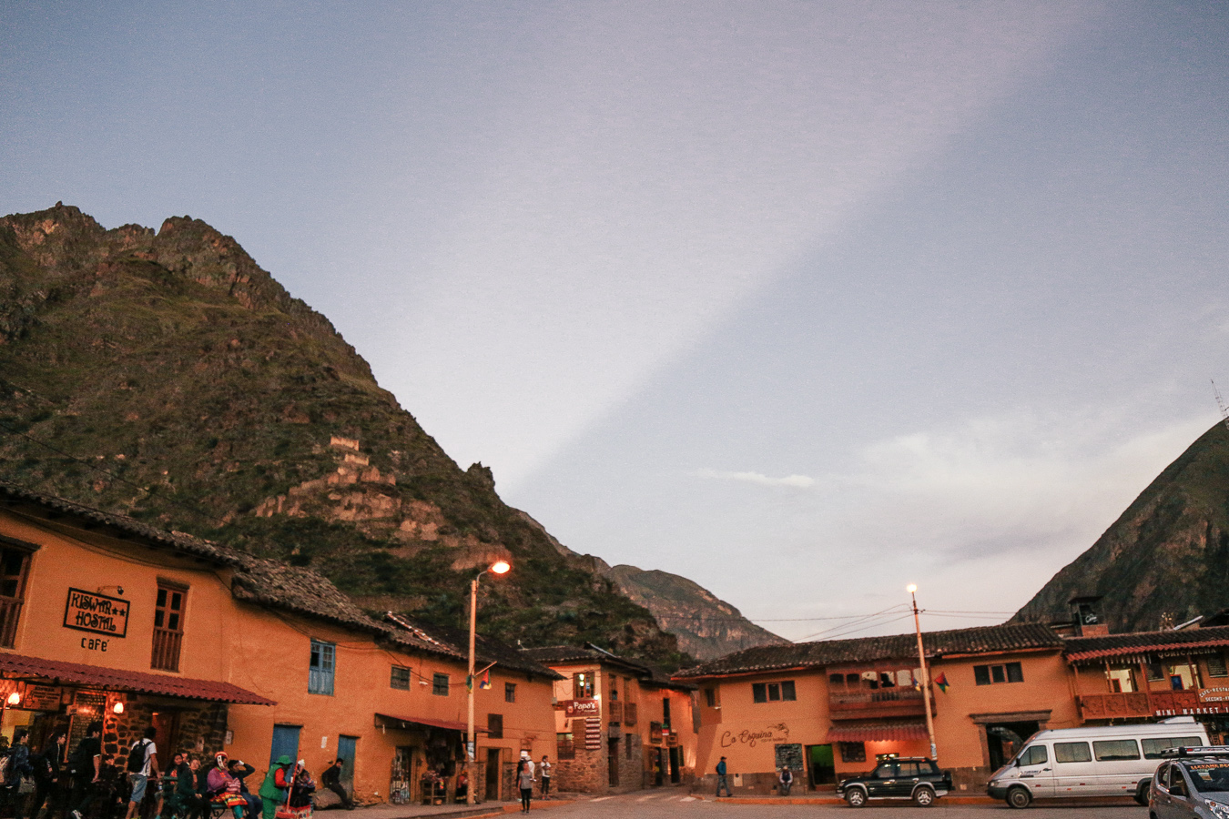 Le Happy travels to Ollantaytambo in Cusco, Peru